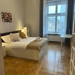 Queen\'S Apartment From The 14Th Century - 130 M2 Ac